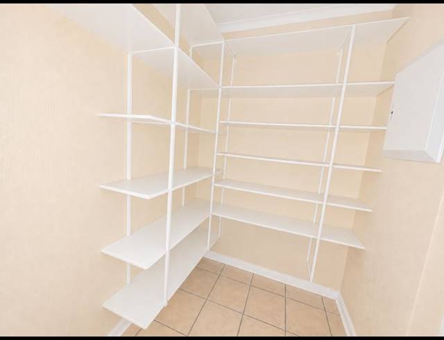 3 BEDROOM HOUSE FOR SALE IN SECUNDA